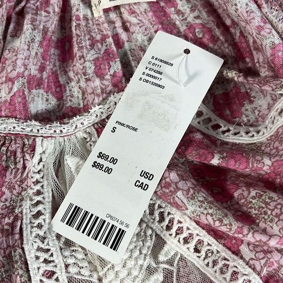 Urban Outfitters Women's Floral Blouse Mesh Sleeve Top Pleated Pink Rose Small - Picture 5 of 13
